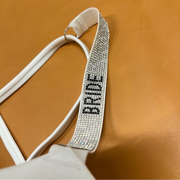 NWT Victoria’s Secret Bombshell Bridal Swim Bikini Top 38DD - Picture 3 of 6